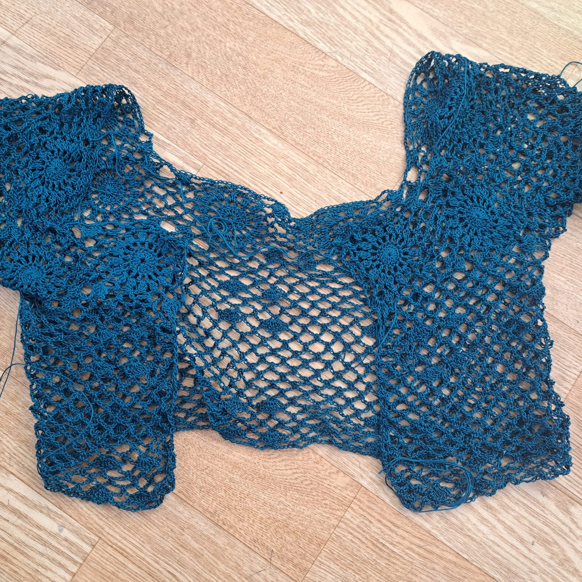 clover cardigan crochet madebymolly
